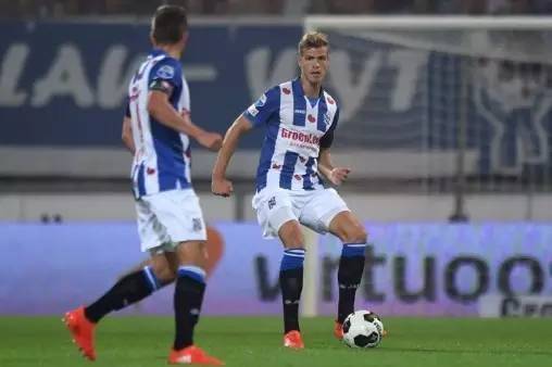 意甲半场：马利诺夫斯基点射破门，乌迪内斯0-1热那亚